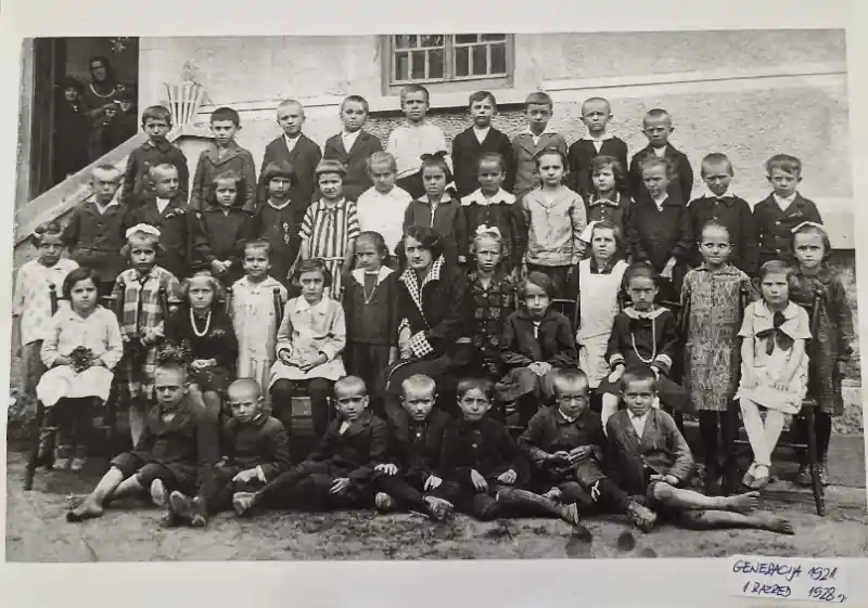 Galerija slika proslave 240 godina školstva u Ravnoj Gori