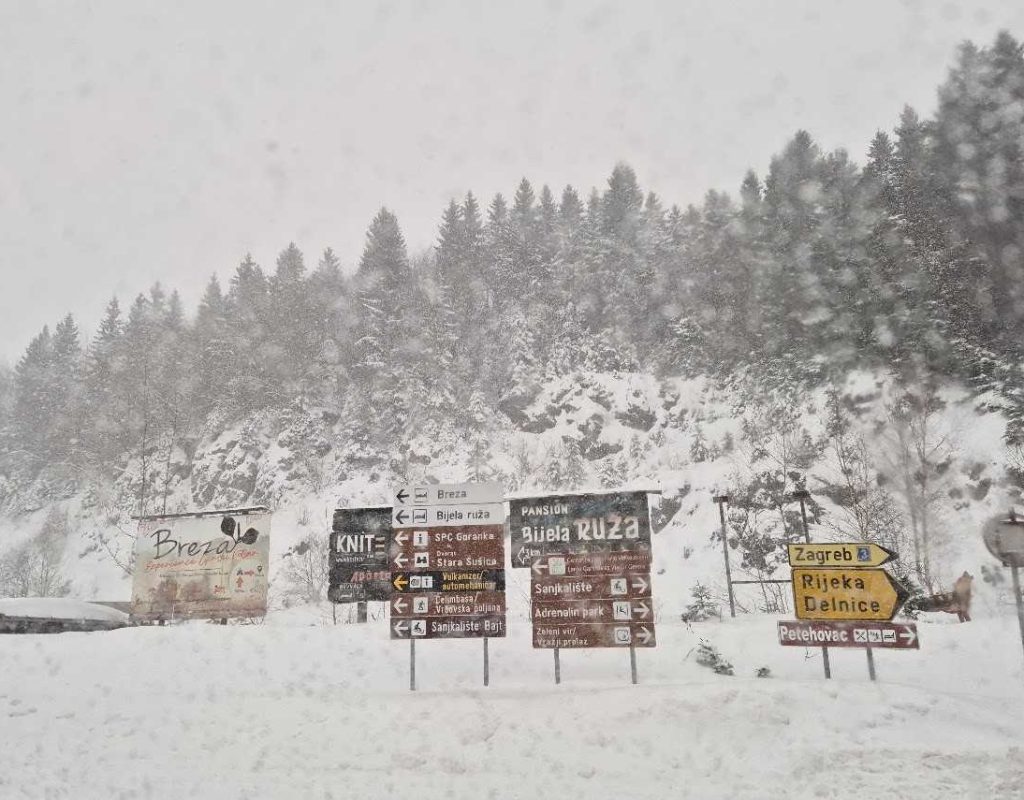 izlaz s autoceste u Ravnu Goru