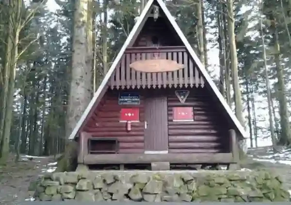 Planinarski dom Javorova kosa